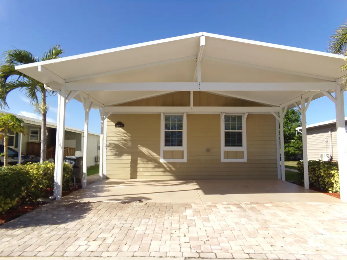 101_1743 at 147 Plantation Boulevard, Greenacres