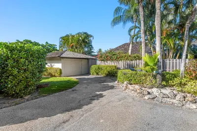 11868 Pebblewood Drive, Wellington – sold