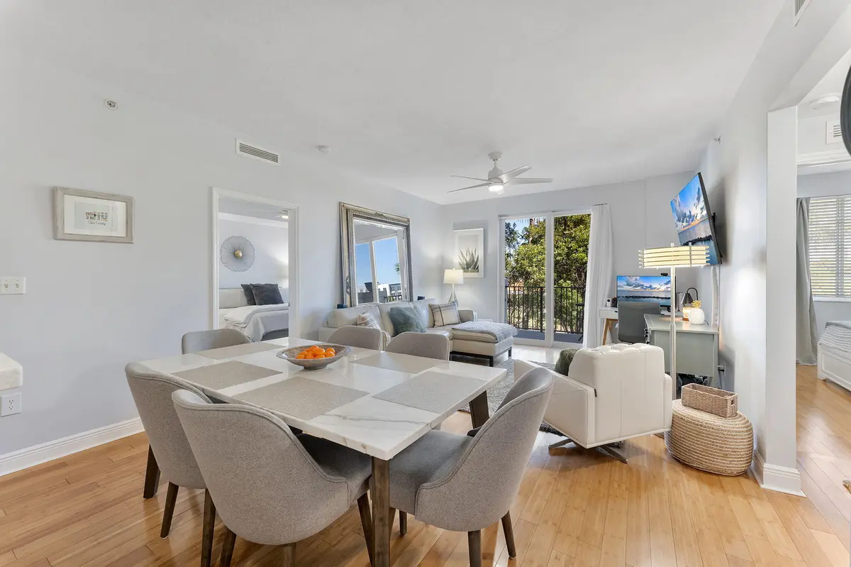 Dining Table at 255 NE 3rd Avenue Unit 2307, Delray Beach