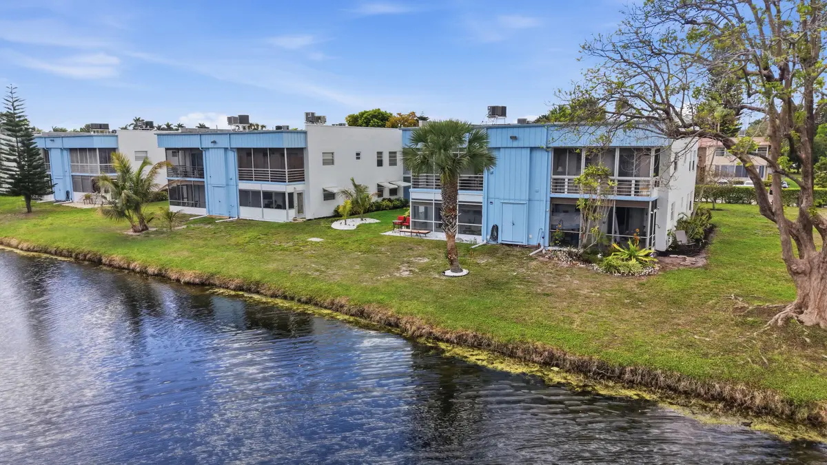 31_dji_20260310134955_0029_d at 406 Saxony I, Delray Beach