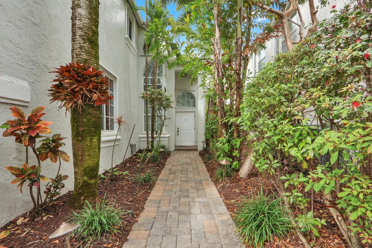 02_Image_2_mls at 2063 Cezanne Road, West Palm Beach
