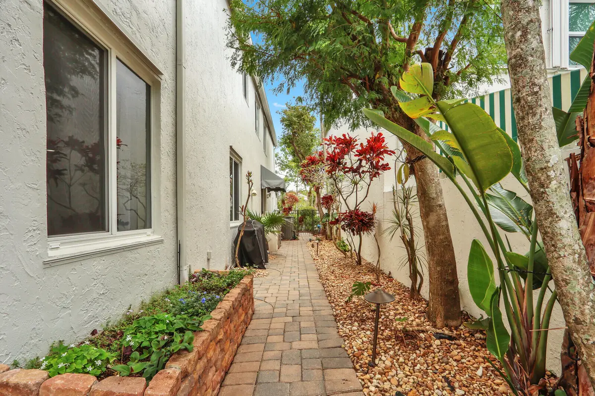 03_Image_3_mls at 2063 Cezanne Road, West Palm Beach