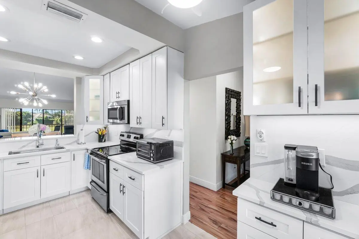 Kitchen at 5120 Golfview Court 1722, Delray Beach