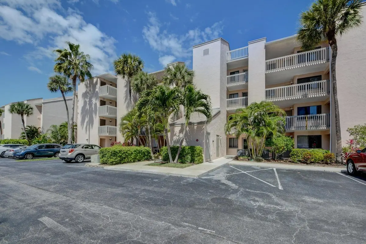 3800 BUILDING at 2400 S Ocean Drive 3825, Fort Pierce