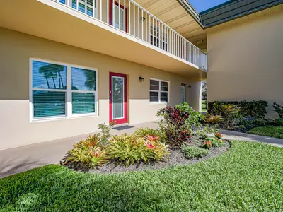 23 Vista Gardens Trail 102, Vero Beach – sold