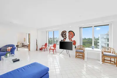 150 Bradley Place 415, Palm Beach – sold