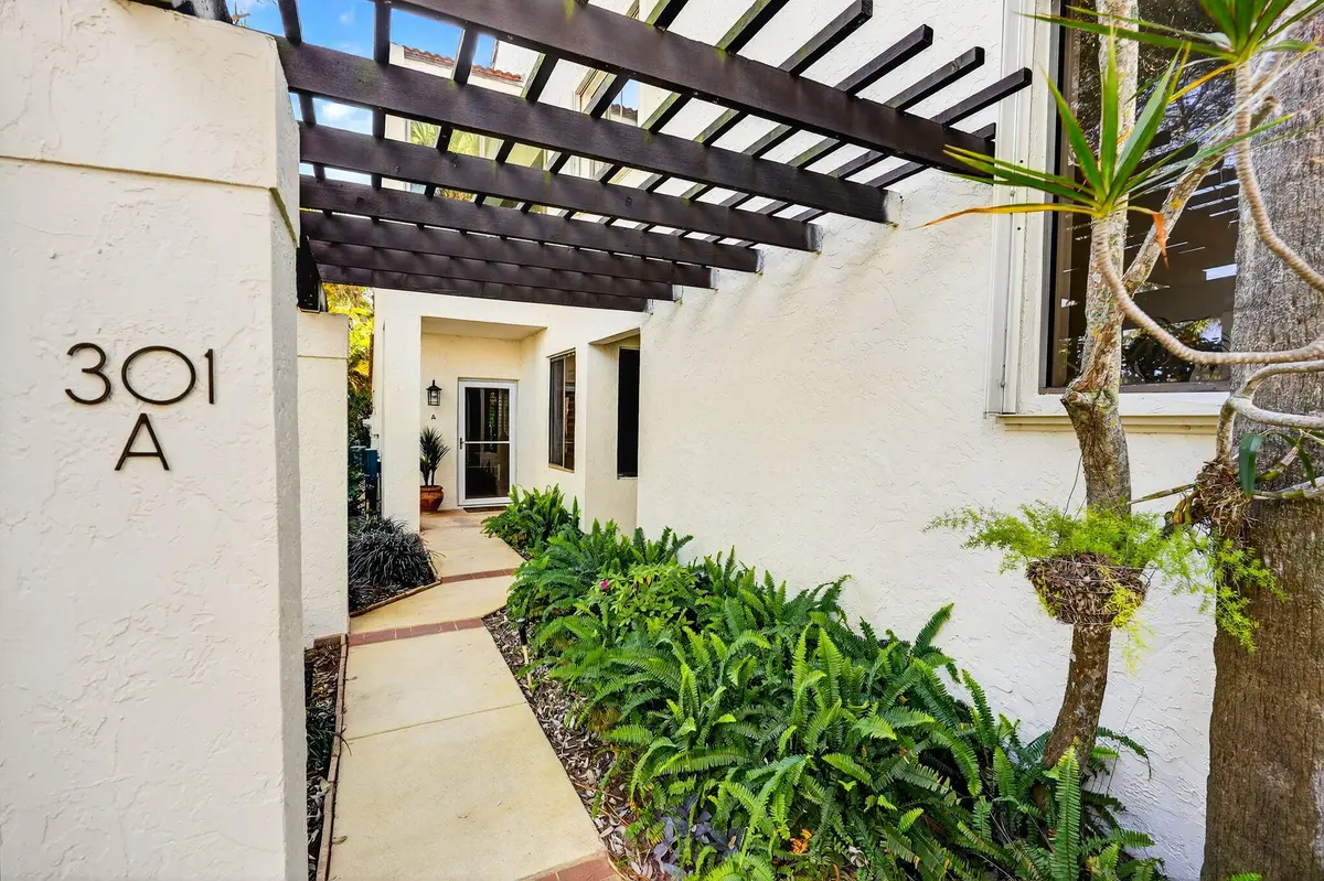 301 SEA OATS FRONT_MLP8422 at 301 Sea Oats Drive A, Juno Beach
