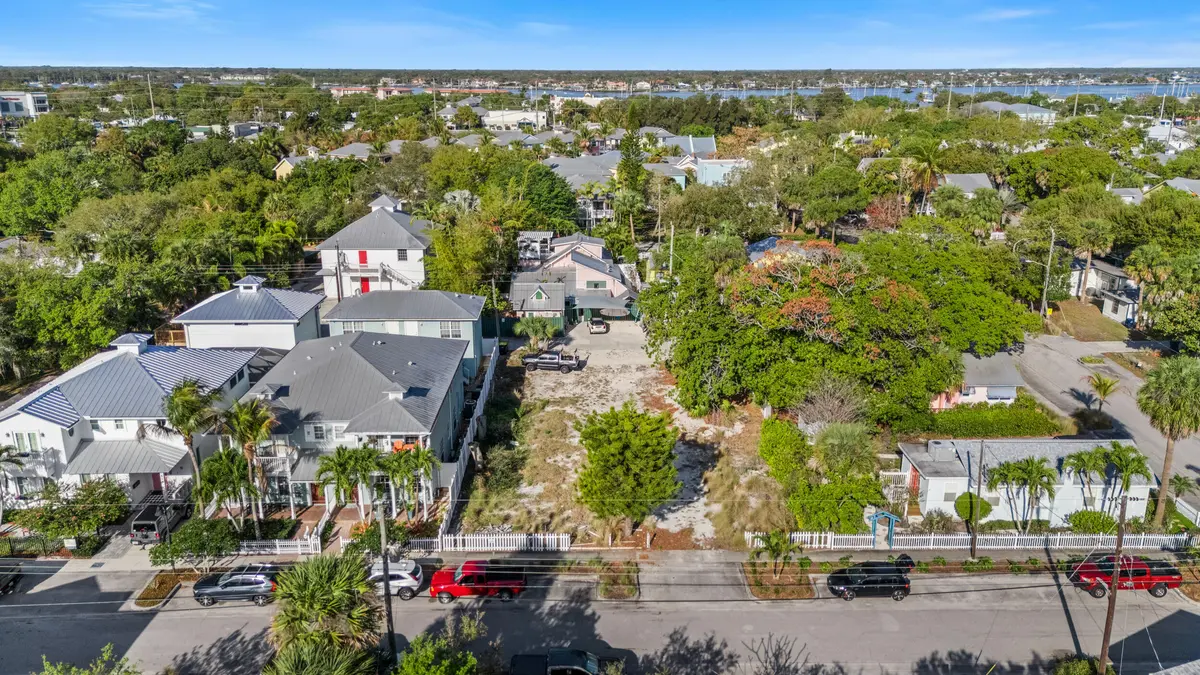 Aerial View at 506 SW Camden Avenue, Stuart