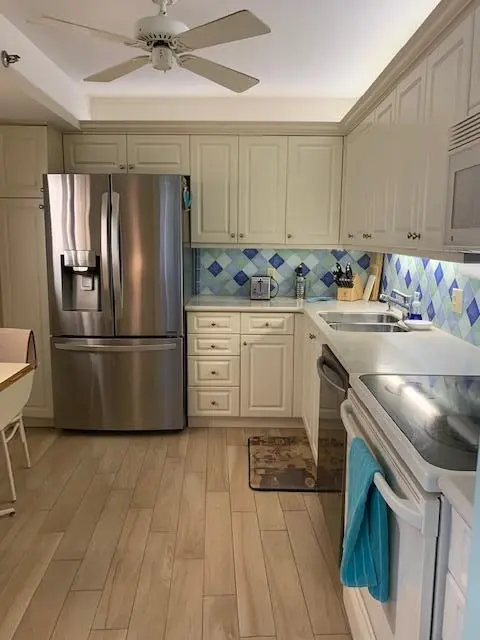 Kitchen at 300 Ocean Trail Way 602, Jupiter