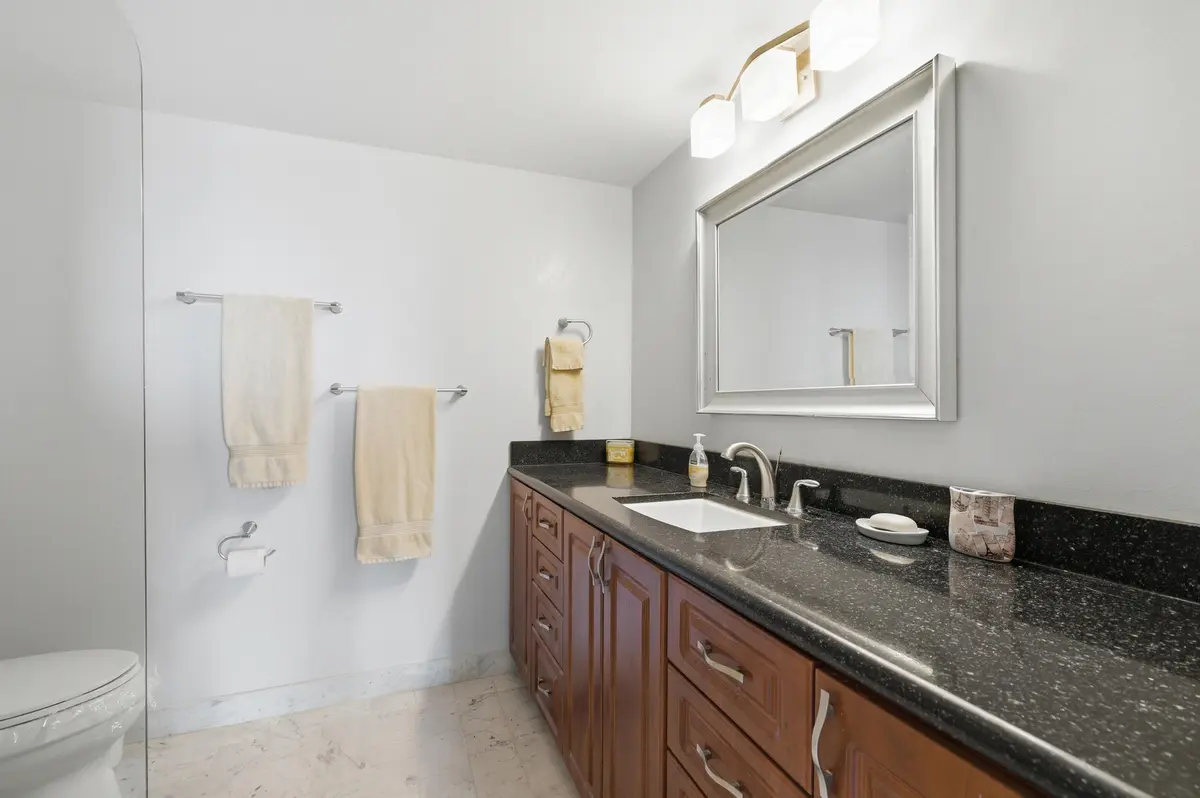 _D4S5035 at 1200 Hibiscus Avenue 1101, Pompano Beach
