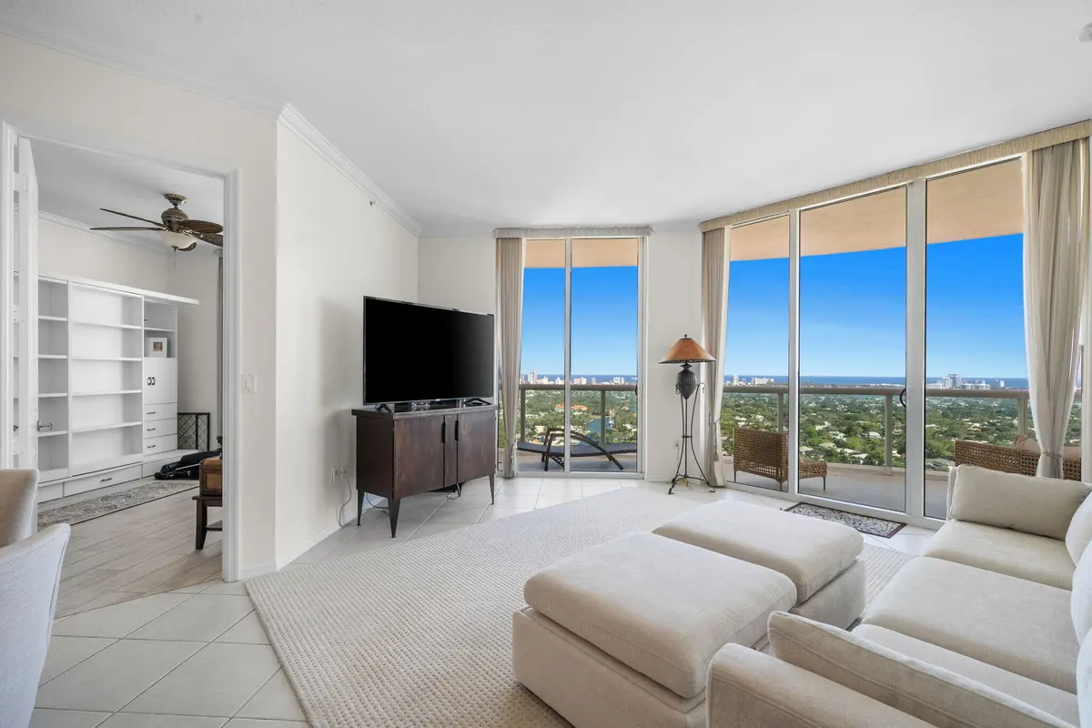 3-web-or-mls-A7R06336 - Copy at 347 N New River Dr Drive 3103, Fort Lauderdale