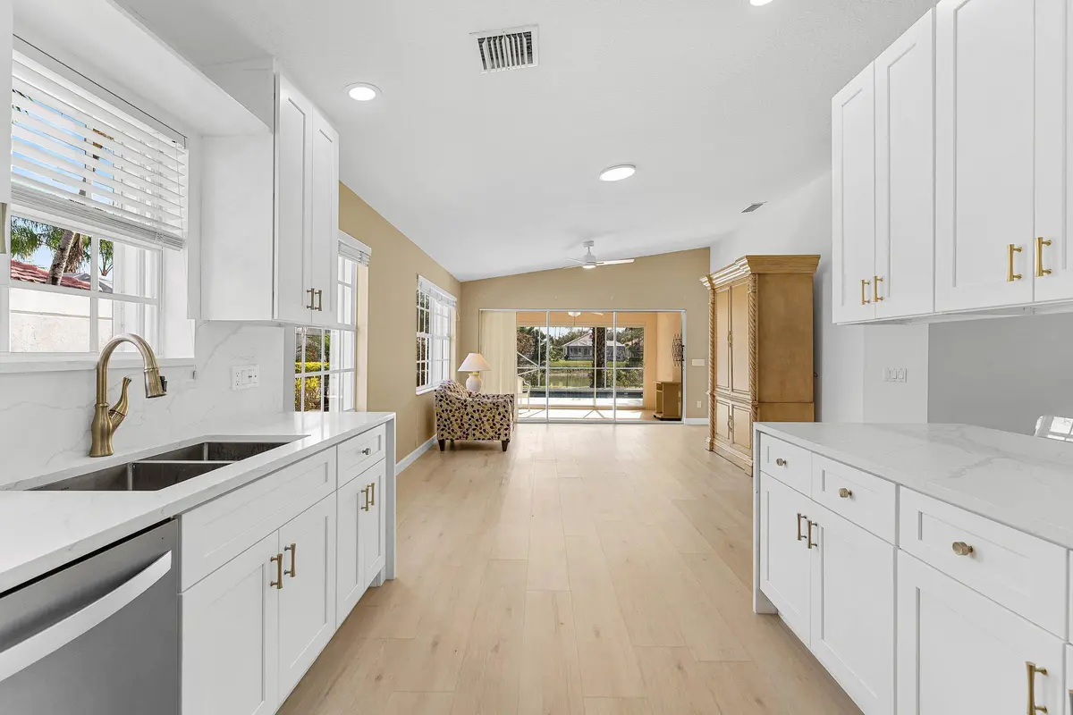 014-7754NileRiverRoad-WestPalmBeach-FL-3 at 7754 Nile River Road, West Palm Beach