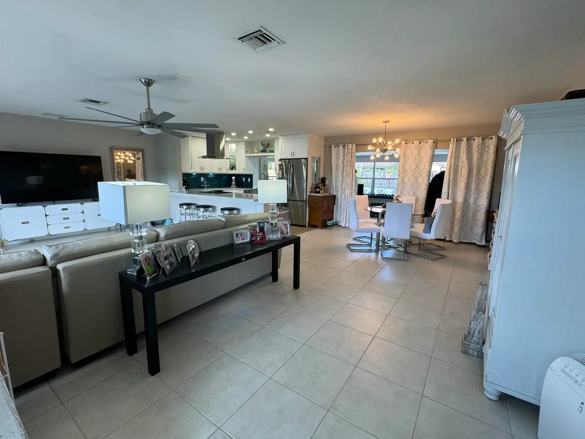 IMG_0497 at 2099 S Conference Drive, Boca Raton