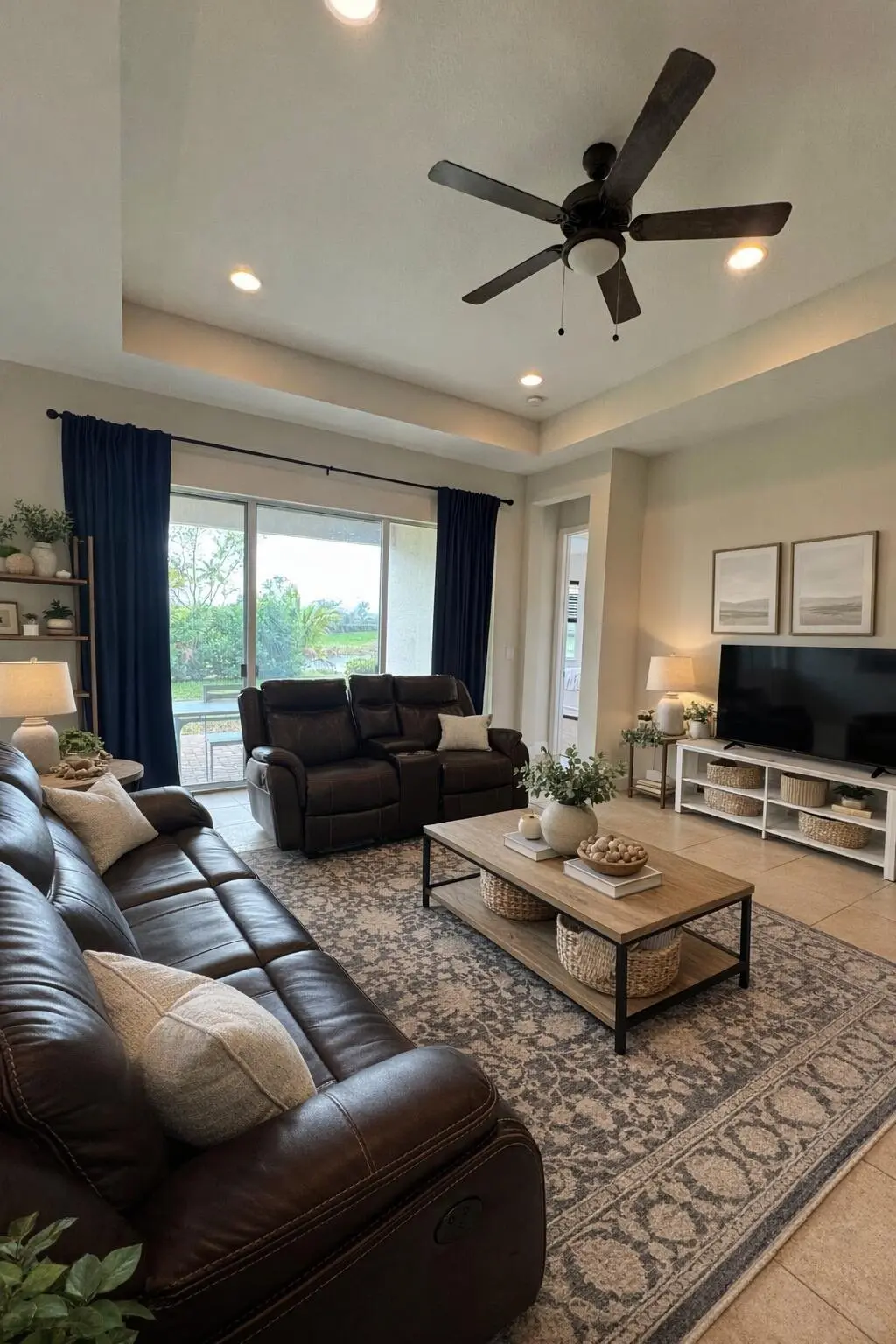 AI Family Room at 15992 Whippoorwill Circle, Westlake