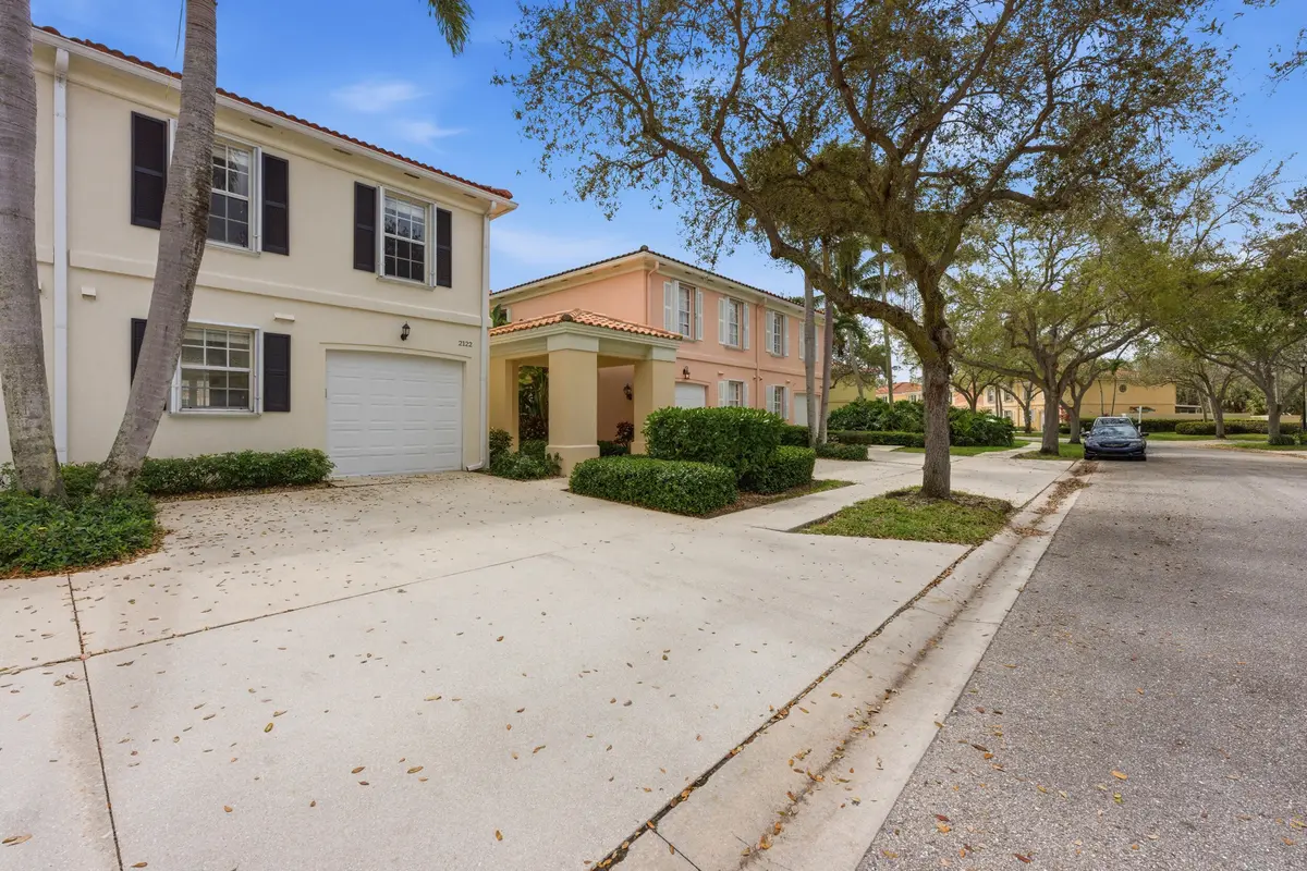Front at 2122 Tigris Drive, West Palm Beach