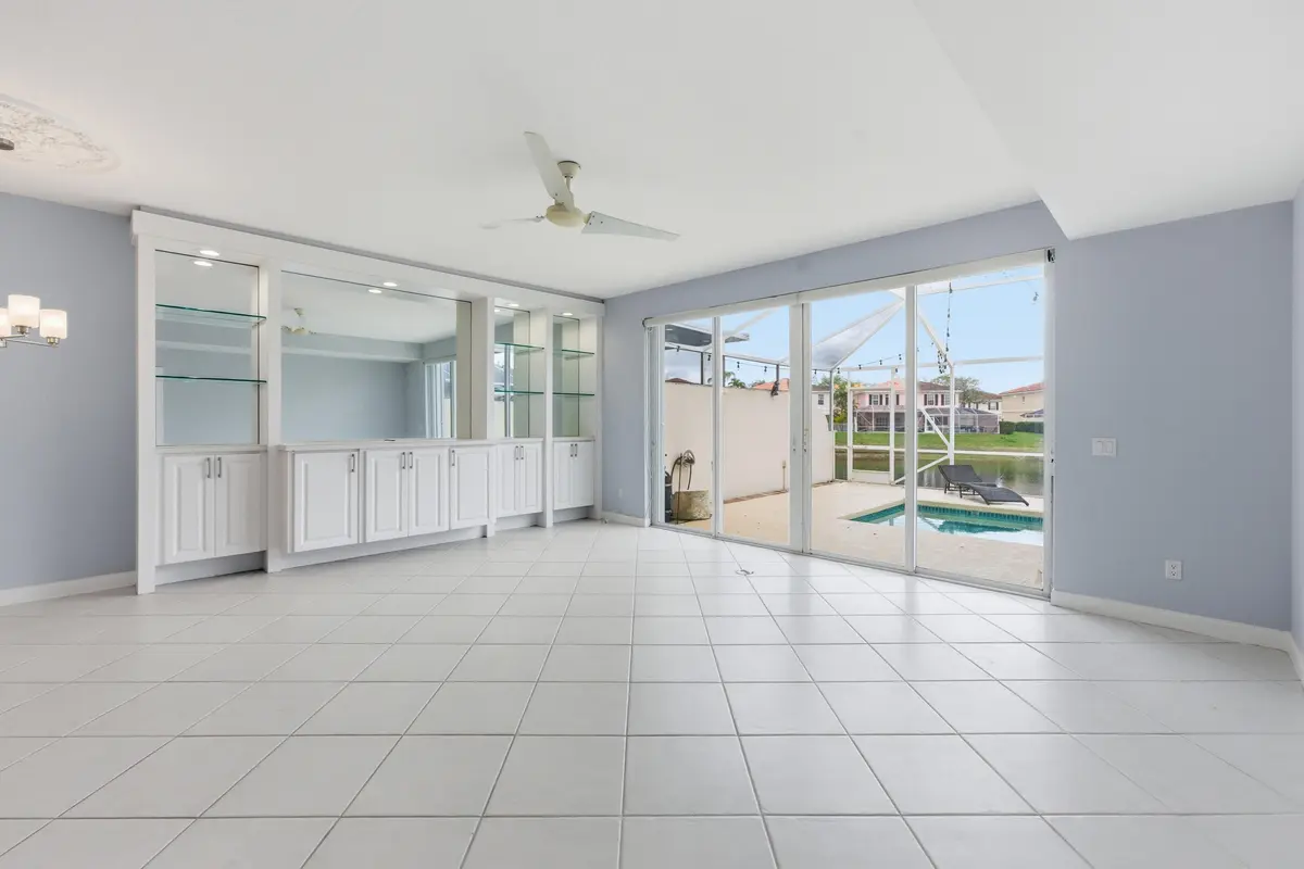 Living at 2122 Tigris Drive, West Palm Beach