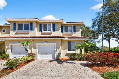 3092 N Evergreen Circle 3092, Boynton Beach – sold