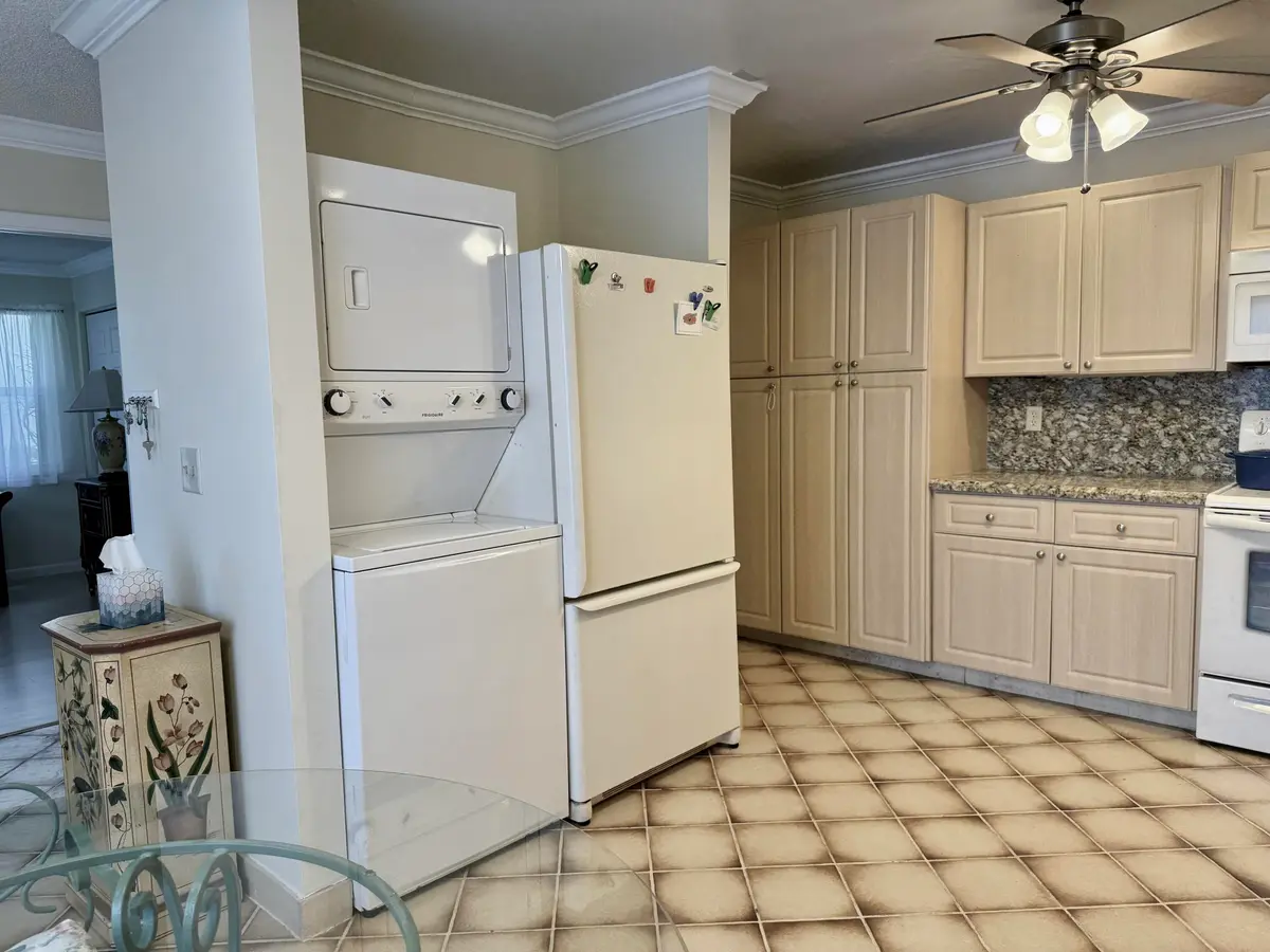 KITCHEN at 1660 NW 20th Avenue 101, Delray Beach
