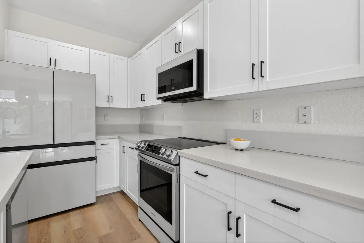 15-web-or-mls-8H3A7965 at 3234 W 100th Terrace, Hialeah
