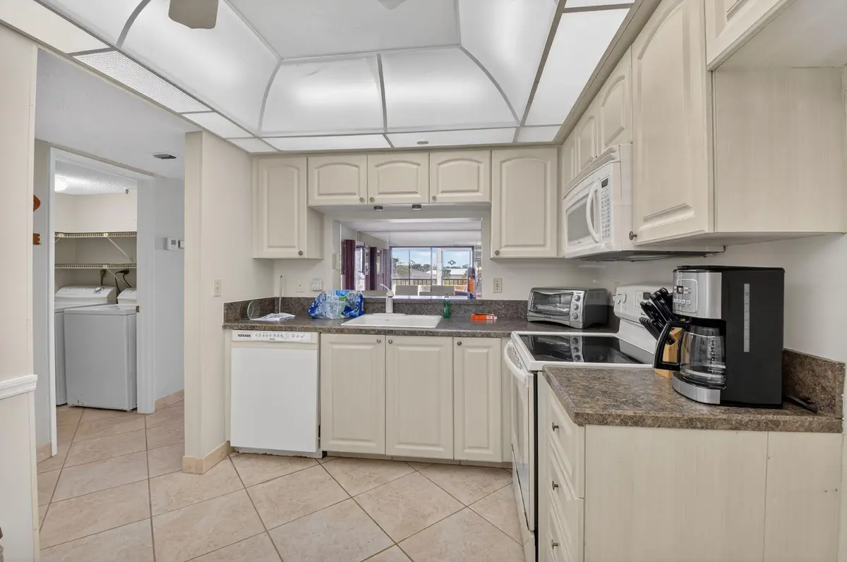 14-web-or-mls-DSC_1320 at 14476 Amberly Lane 203, Delray Beach