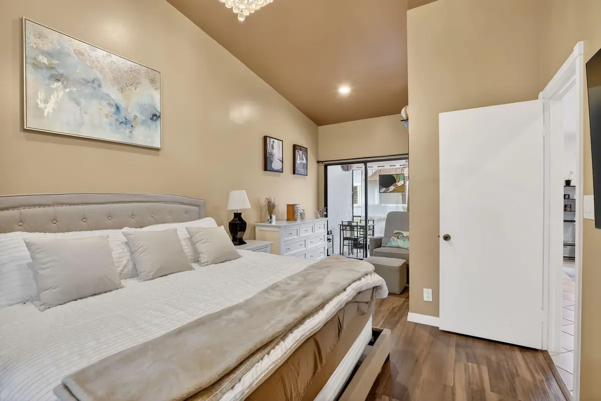 22-web-or-mls-_A7A1705 at 8841 W Sunrise Boulevard, Plantation