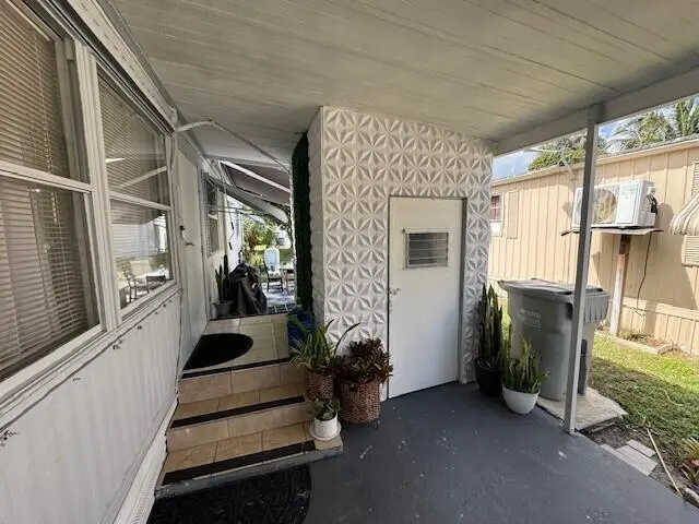 PIC10 at 128 Havenwood Drive, Pompano Beach