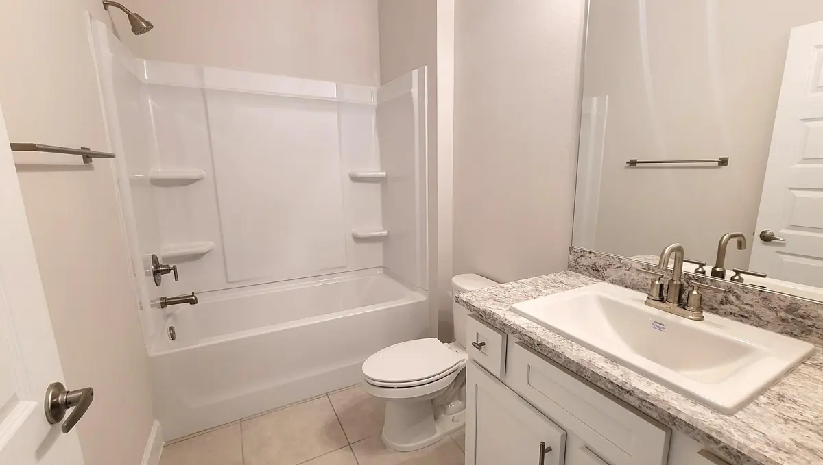 Bath 2 at 5739 Waterstone Boulevard, Fort Pierce