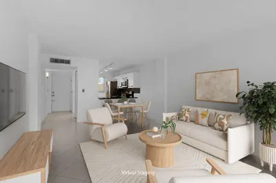 113 Royal Pk Drive 3d, Oakland Park – sold