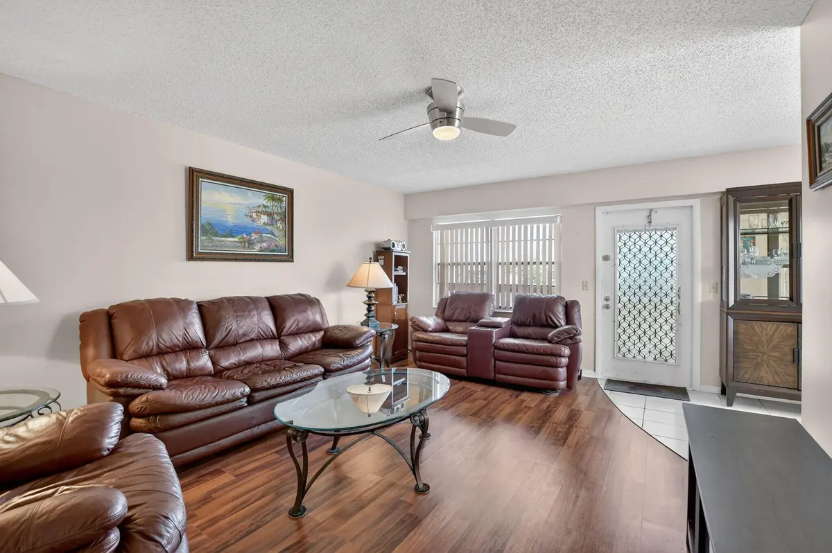 Lots of Light at 116 Preston C, Boca Raton