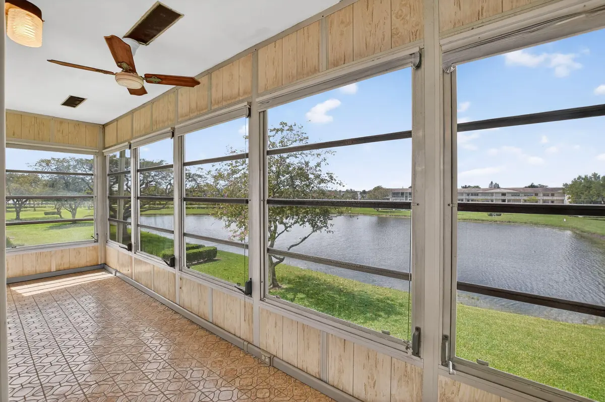 Watch the Sun Set at 116 Preston C, Boca Raton
