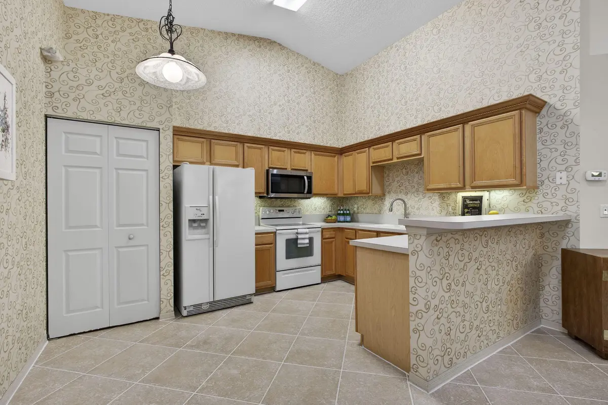 Kitchen at 9386 Bridgeport Drive, West Palm Beach