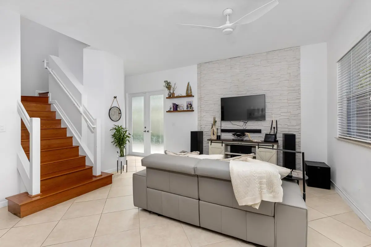 Living Area 3 at 1222 NE 18th Avenue 1, Fort Lauderdale
