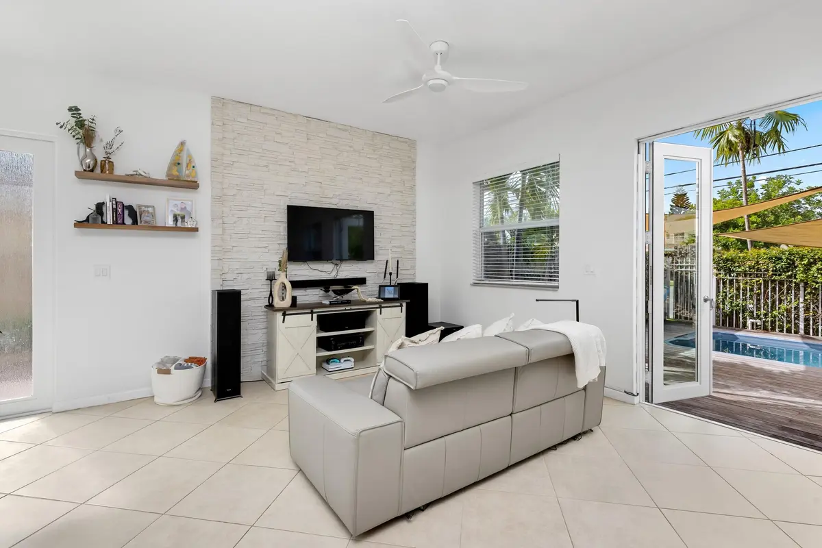 Living Area 2 at 1222 NE 18th Avenue 1, Fort Lauderdale