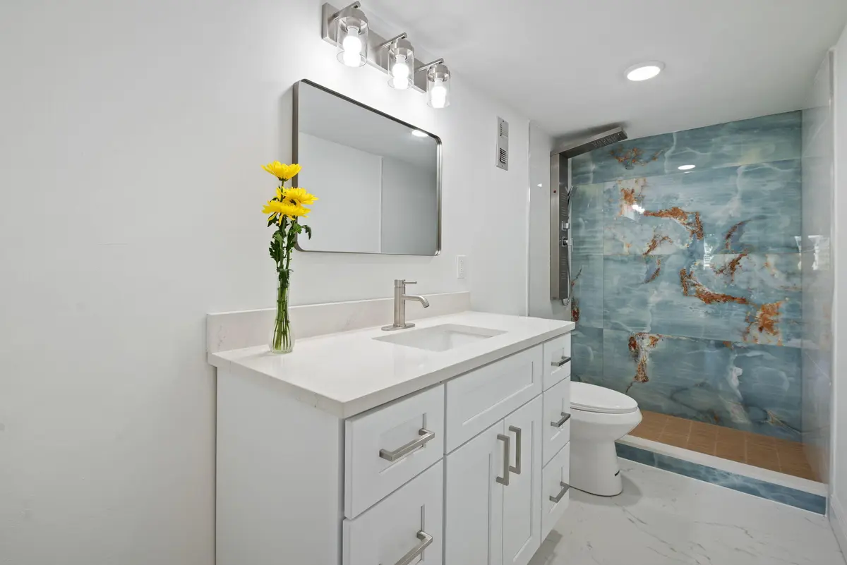 4-web-or-mls-230-ne-26th-ave-216 at 230 NE 26th Avenue 2160, Boynton Beach
