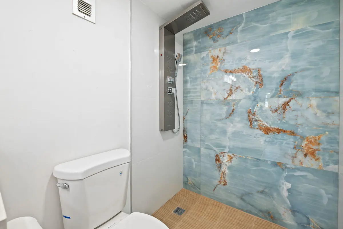 5-web-or-mls-230-ne-26th-ave-216 at 230 NE 26th Avenue 2160, Boynton Beach
