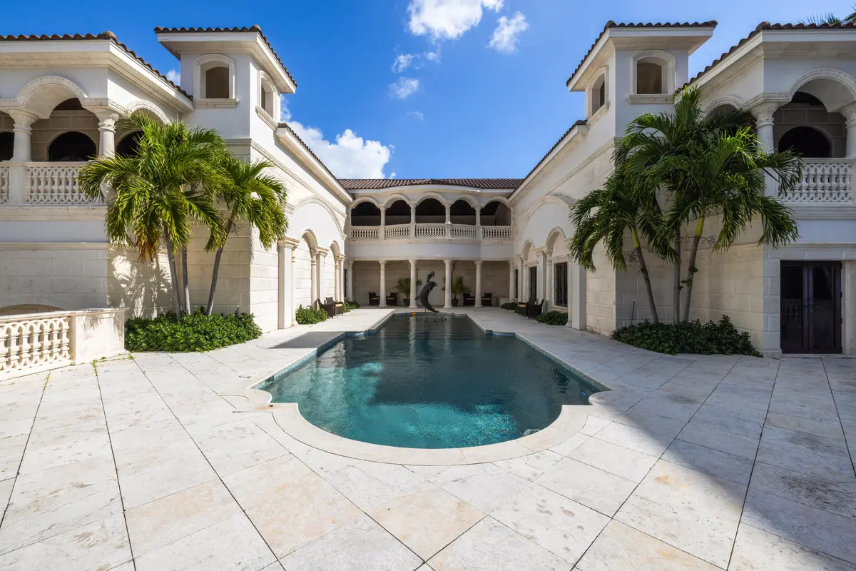 Pool at 1075 Hillsboro Mile, Hillsboro Beach