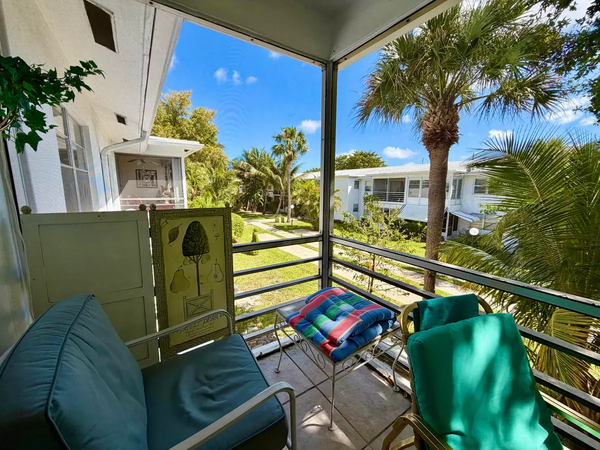 IMG_8799 at 2551 W Golf Boulevard 204, Pompano Beach