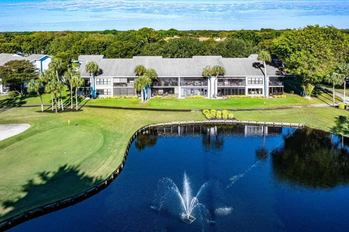 Backyard Views at 5020 Golfview Court 1415, Delray Beach
