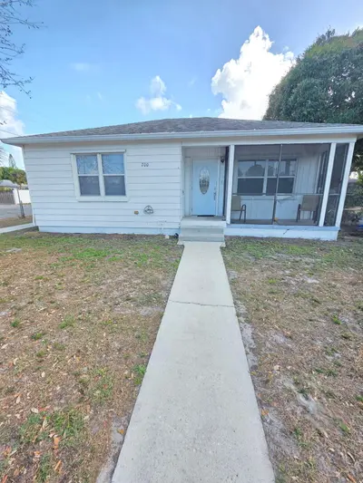 700 57th Street, West Palm Beach – sold
