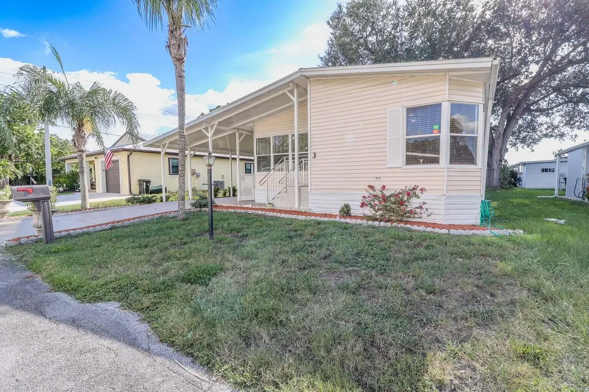 20250813172818819654000000-o at 3 Espanola Lane, Port St. Lucie