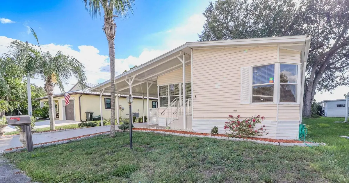 20250813172844125602000000-o at 3 Espanola Lane, Port St. Lucie