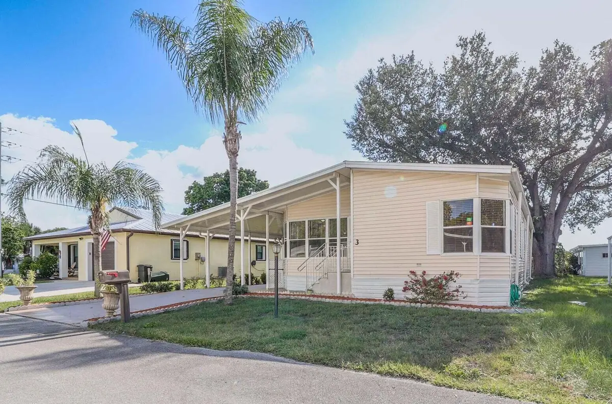 20250813172910365345000000-o at 3 Espanola Lane, Port St. Lucie