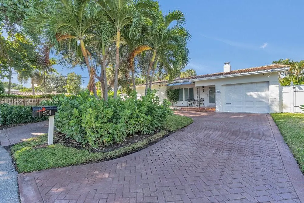 GetMedia at 801 NE 19th Terrace, Fort Lauderdale