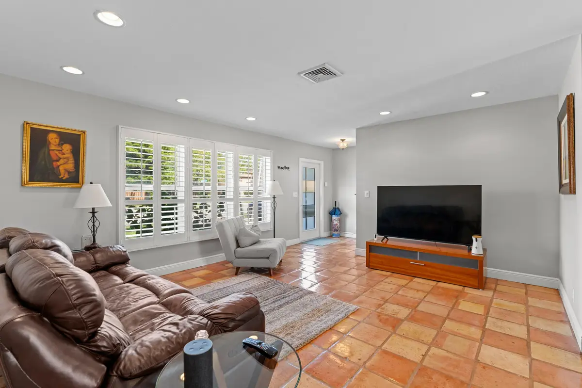 200-SW-5th-Street-Boca-Raton-FL at 200 SW 5th Street, Boca Raton