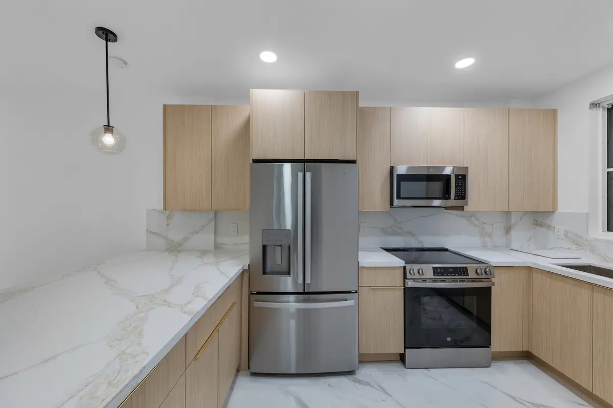 High-Hat Lighting at 100 Paradise Harbour Boulevard 502, North Palm Beach