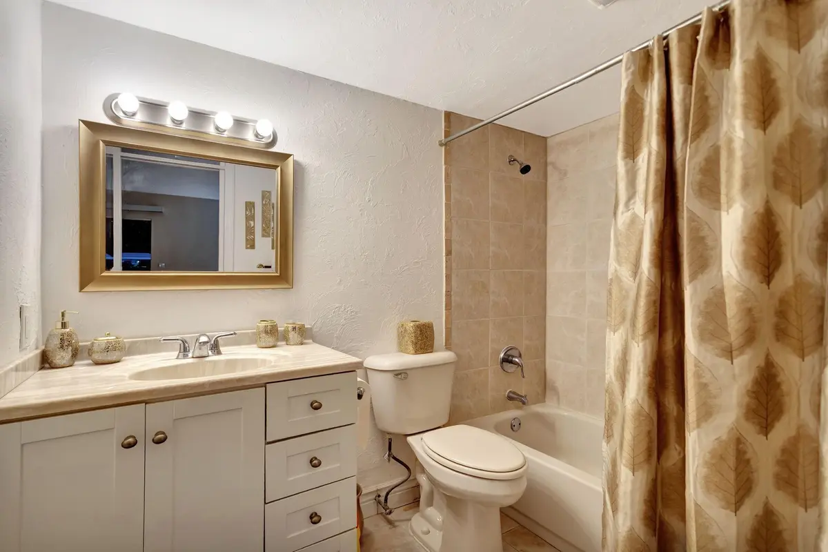 20250429205010902150000000-o at 2401 Antigua Circle F1, Coconut Creek