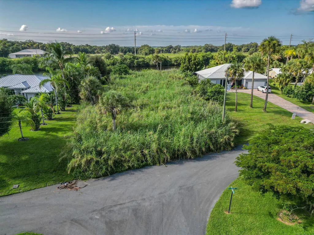 Palm 5 at 15340 SW Palm Drive, Indiantown