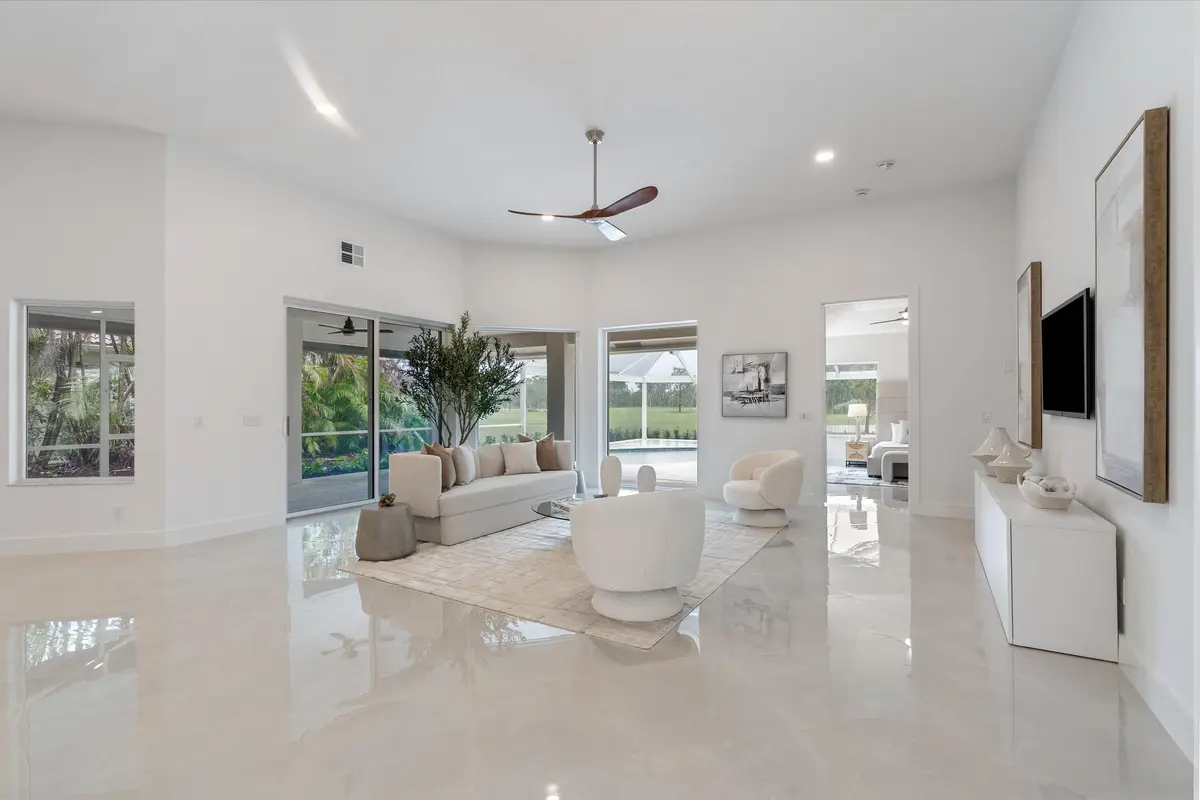 Living Area at 11707 SE Plandome Drive, Hobe Sound