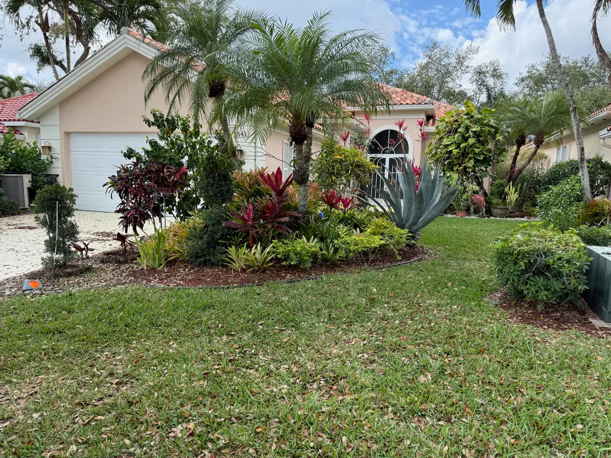 Front at 2541 Kittbuck Way, West Palm Beach