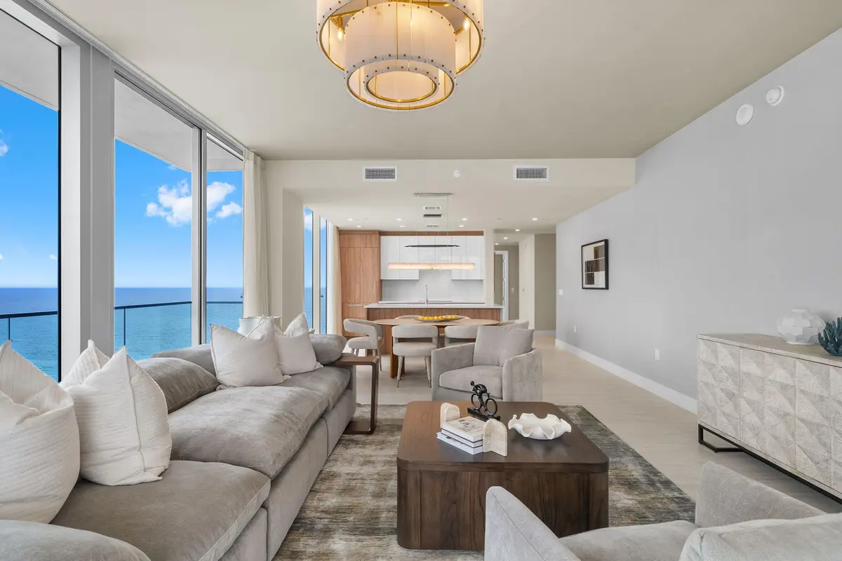 TURNKEY RESIDENCE at 151 N Seabreeze Boulevard 2503-e, Fort Lauderdale